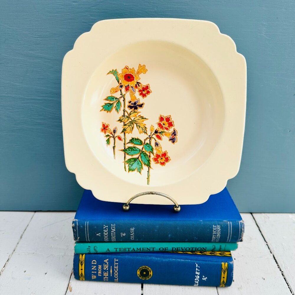 Vintage 1940s Homer Laughlin Plate Columbine Floral Plate